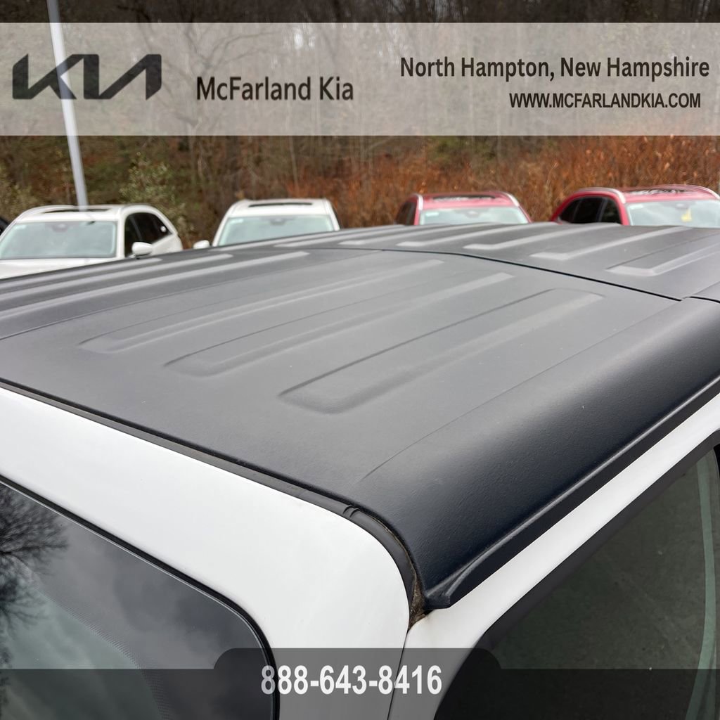 Used 2021 Jeep Gladiator Willys image 40