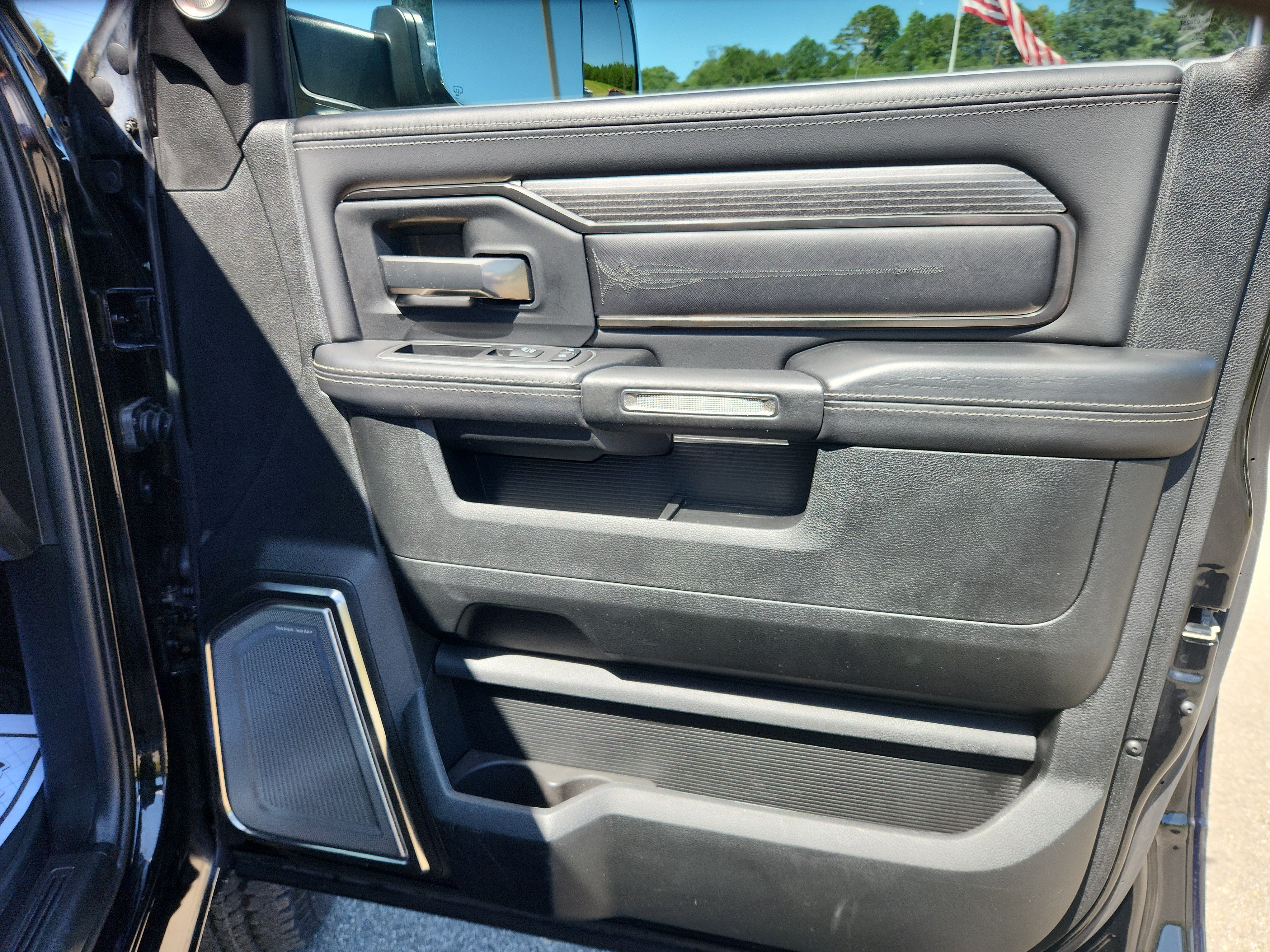 Used 2021 RAM 2500 Limited AWD/4WD image 38