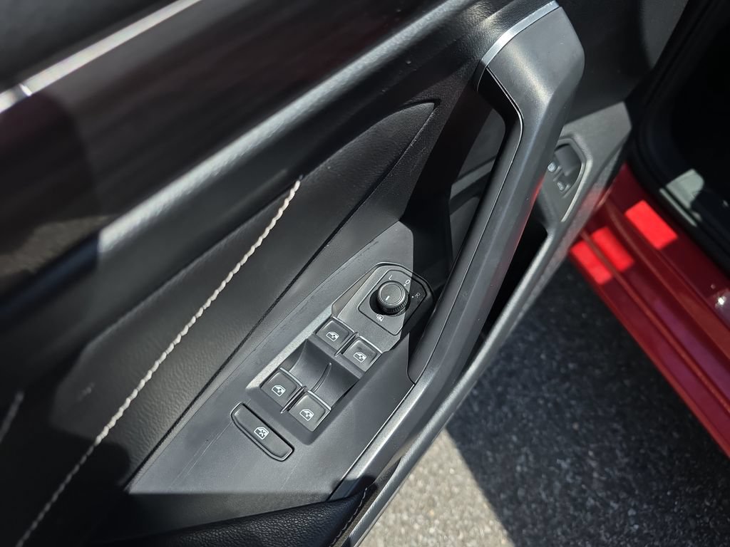 Used 2022 Volkswagen Jetta SEL FWD image 18