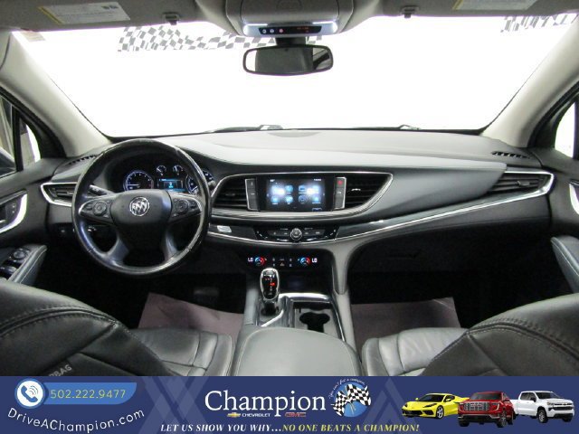 Used 2018 Buick Enclave Essence AWD/4WD image 22