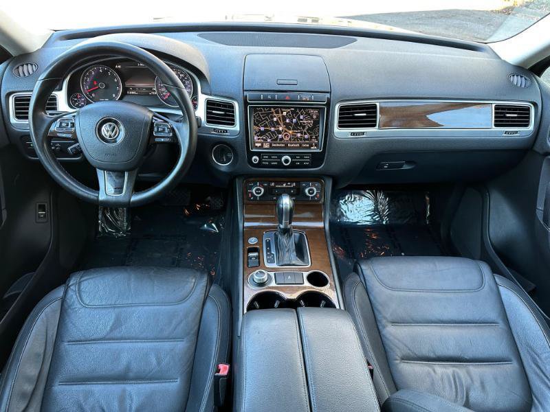 Used 2015 Volkswagen Touareg VR6 AWD/4WD image 33