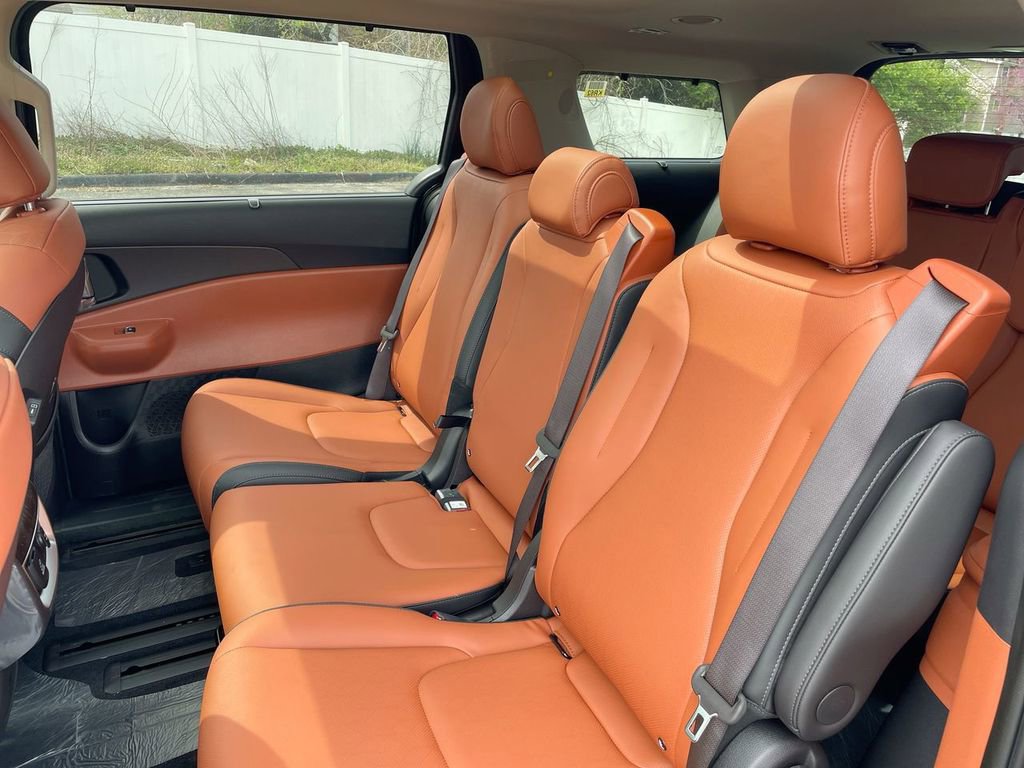 Used 2025 Kia Carnival SX image 49