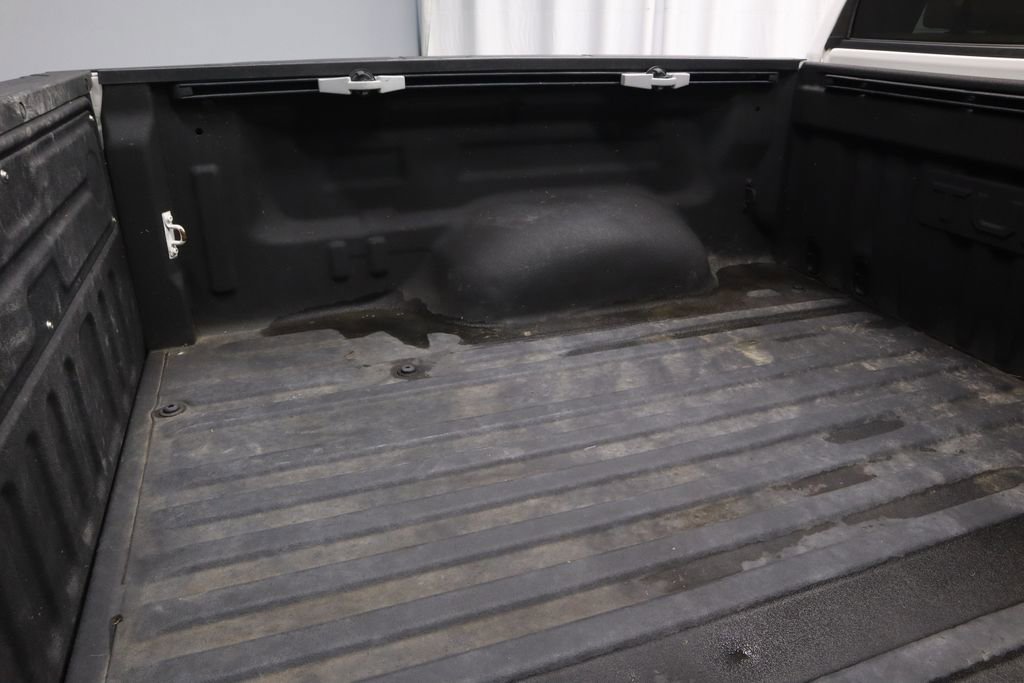 Used 2020 Toyota Tundra Limited w/ Limited Premium Package AWD/4WD image 19