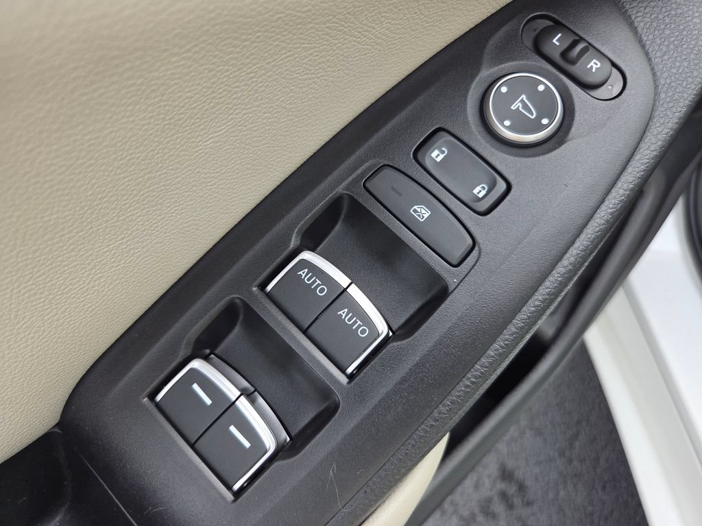 Certified 2021 Honda Accord LX image 32
