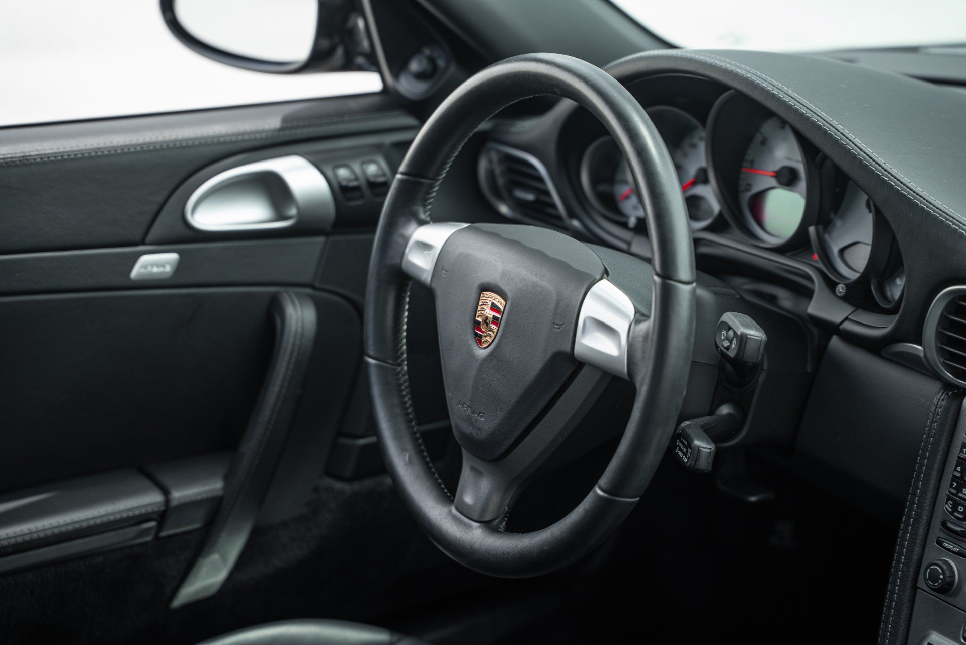 Used 2006 Porsche 911 Carrera S RWD image 21