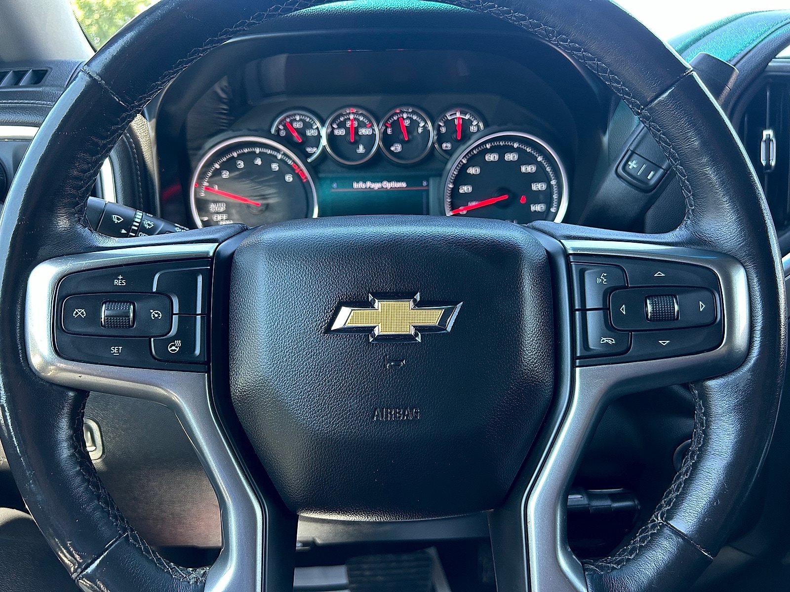 Used 2021 Chevrolet Silverado 1500 LT AWD/4WD image 13