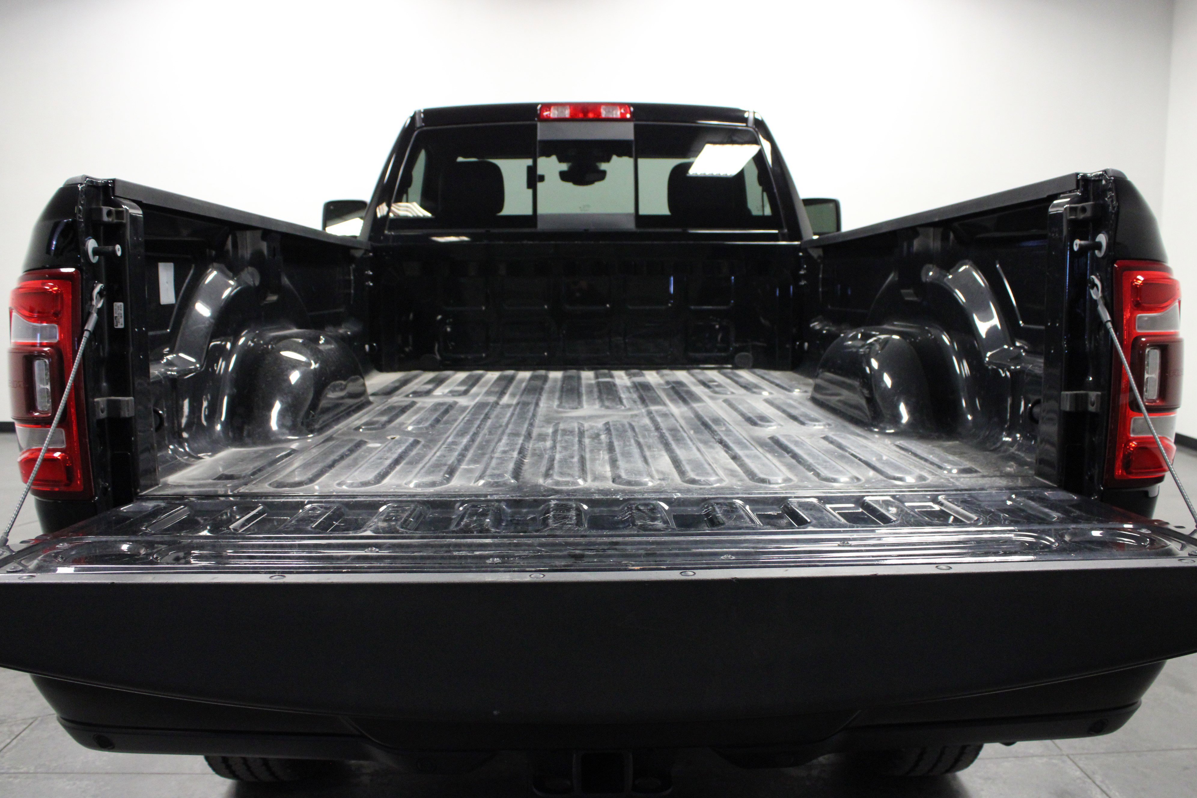 Used 2023 RAM 2500 Tradesman image 13