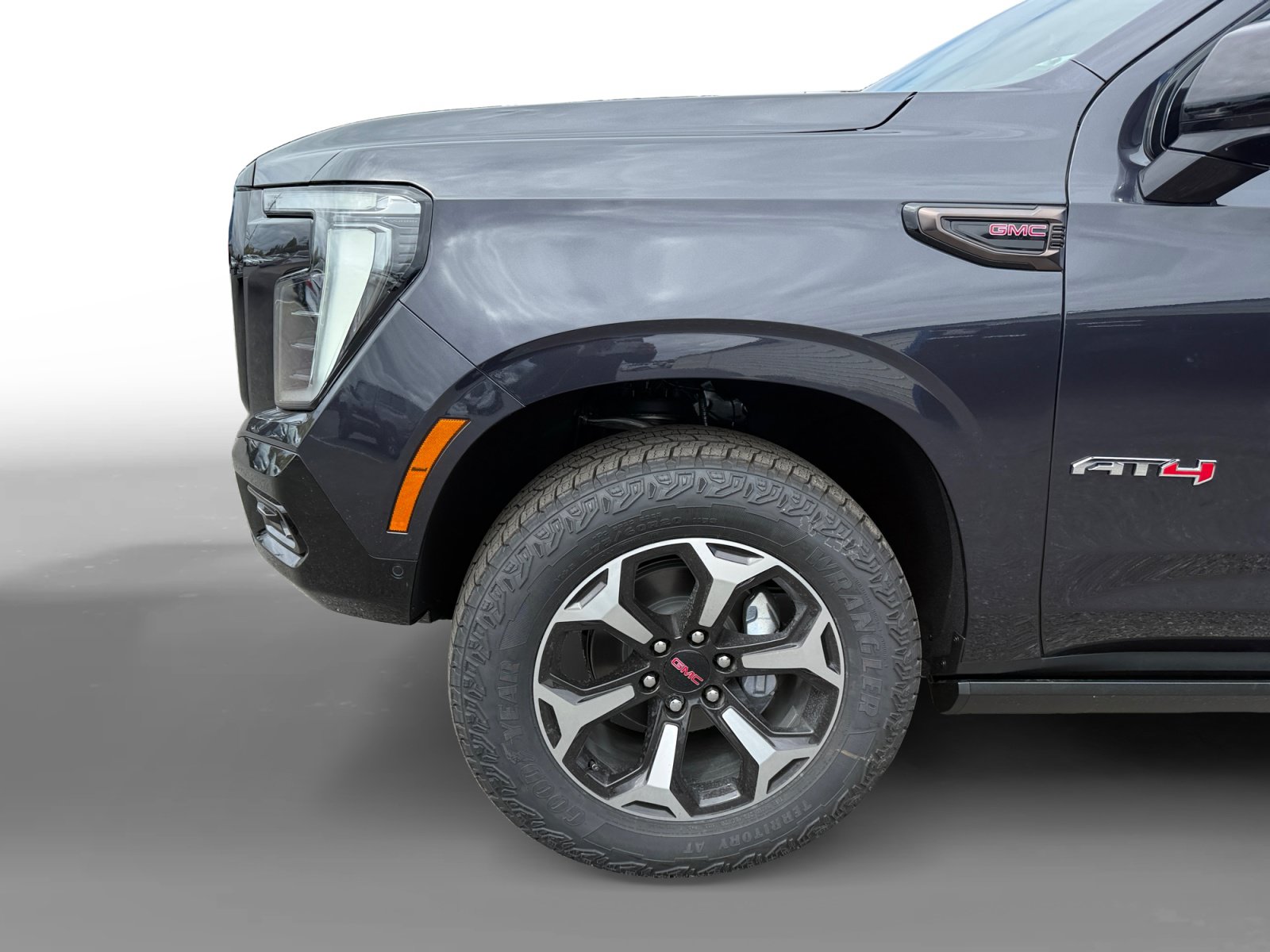 New 2026 GMC Yukon XL AT4 Ultimate w/ LPO, Floor Liner Package AWD/4WD image 9