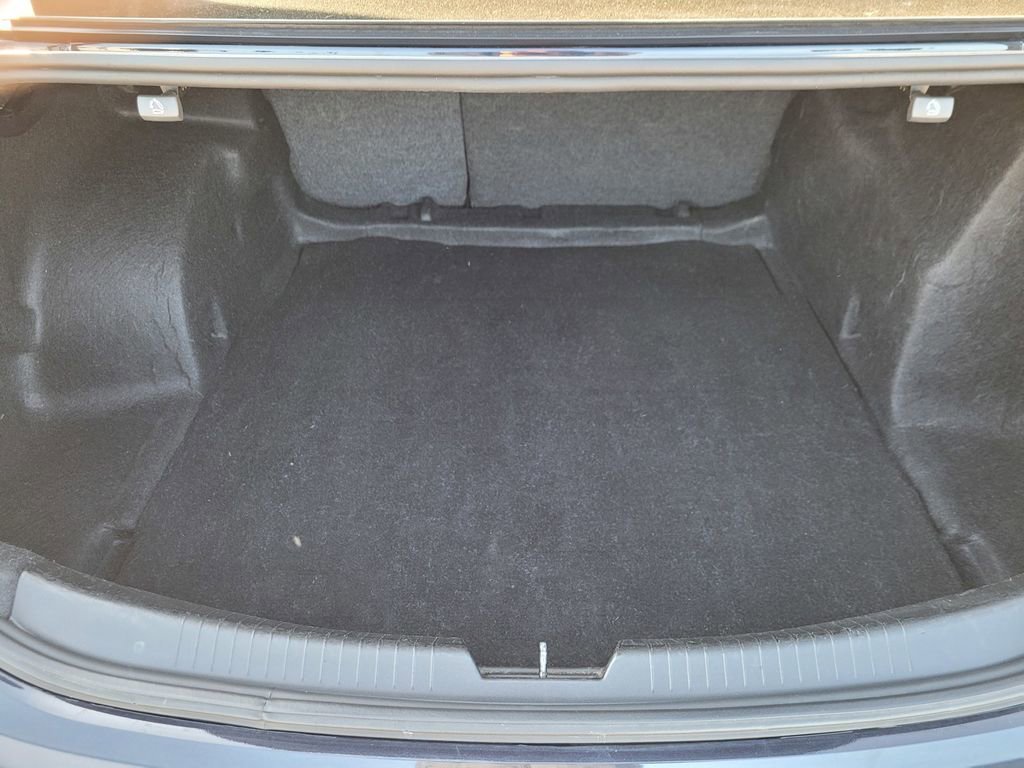Used 2023 Chevrolet Malibu LT image 10
