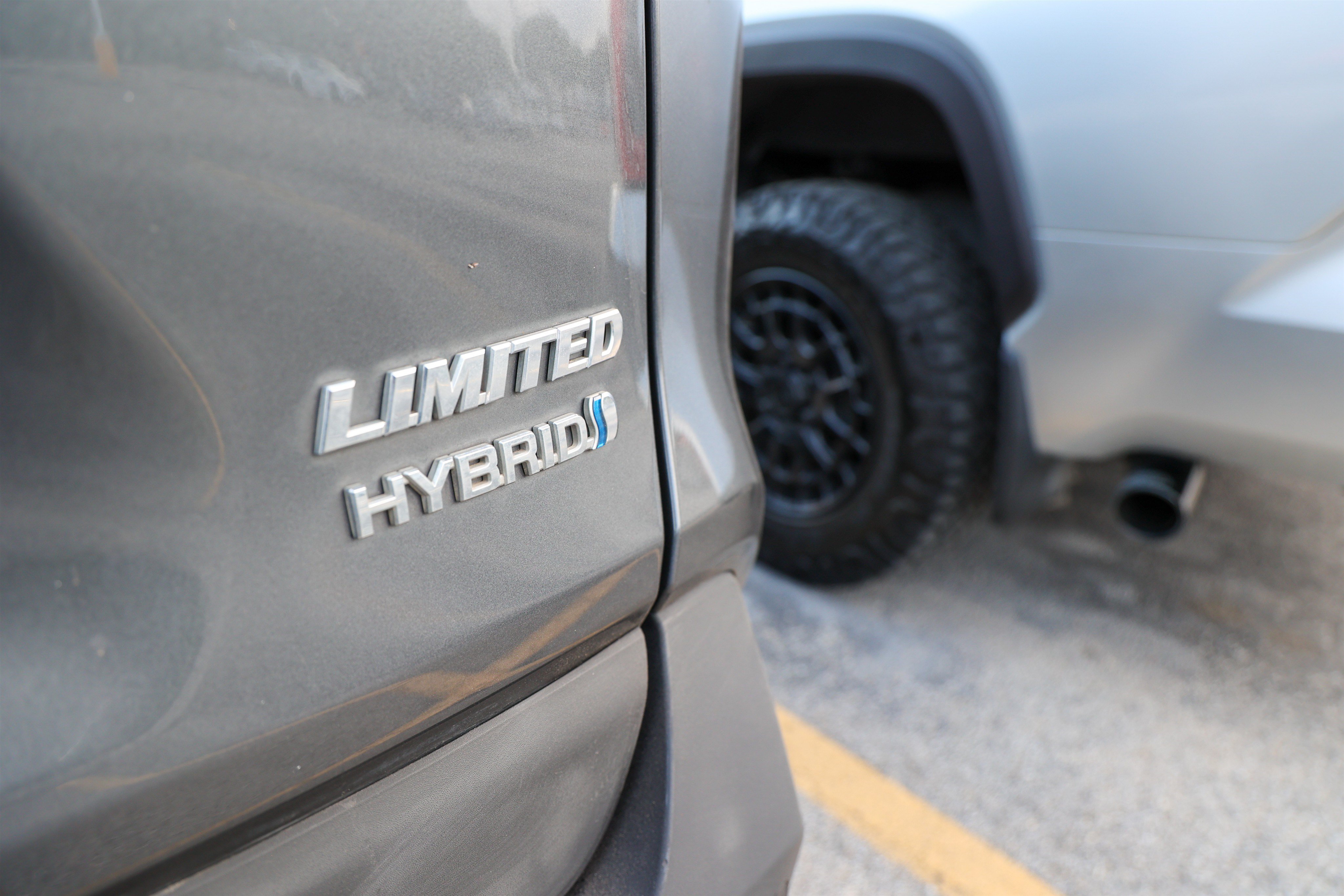 Used 2024 Toyota RAV4 Limited AWD/4WD image 12