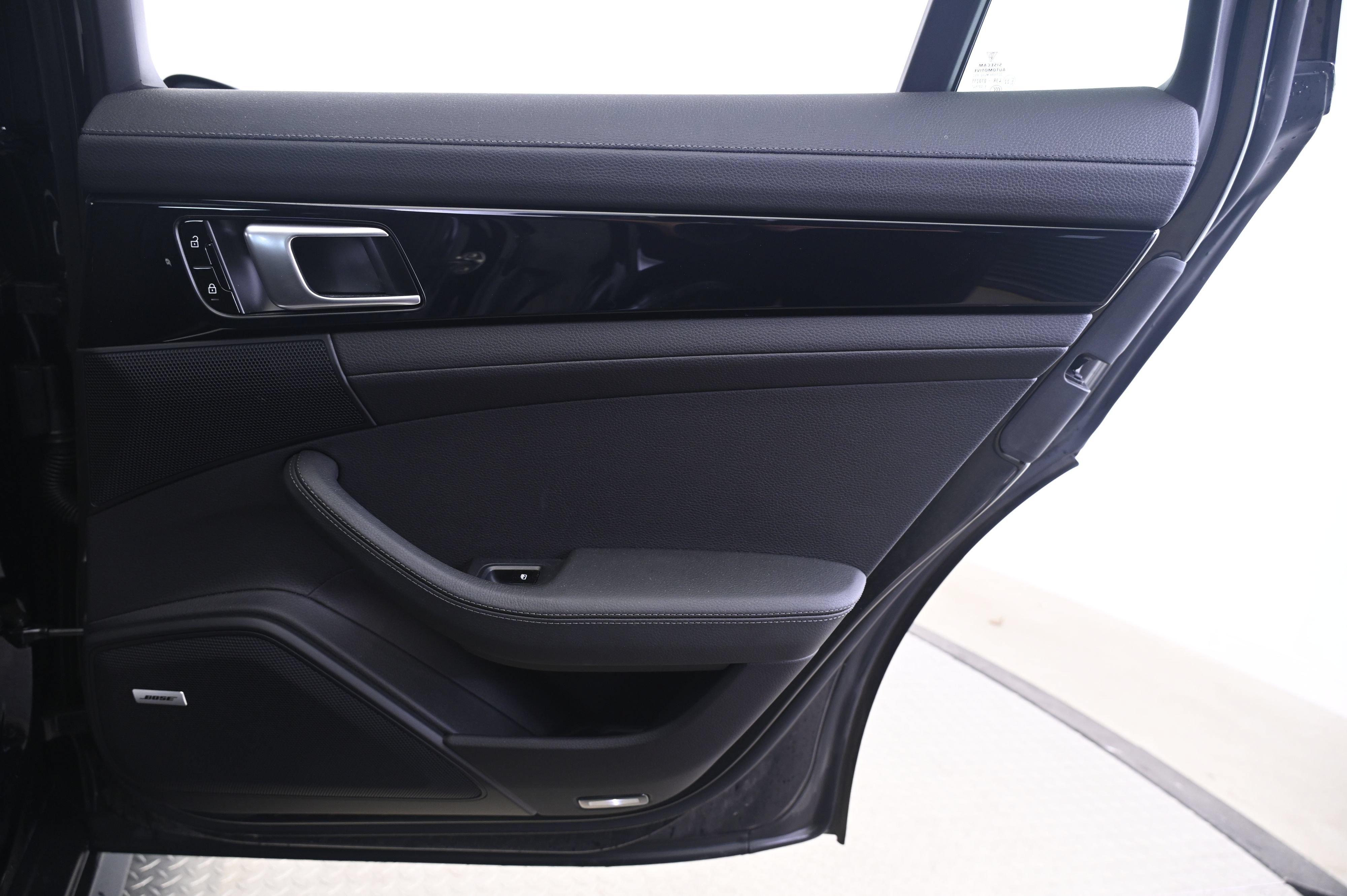 Certified 2020 Porsche Panamera RWD image 16