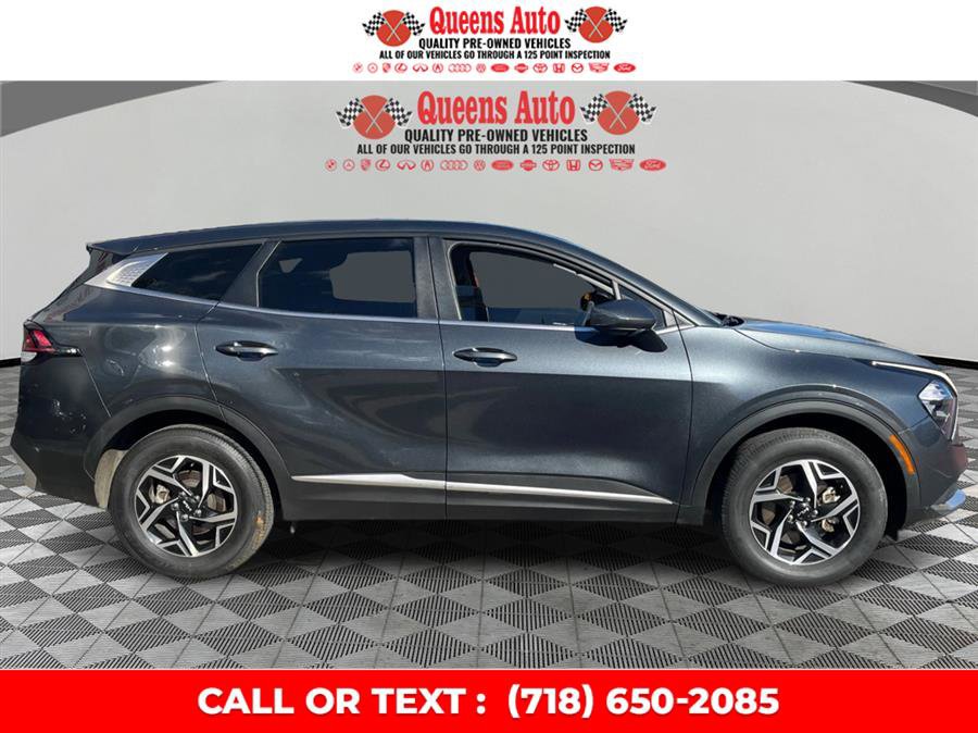 Used 2023 Kia Sportage LX image 8