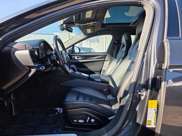 Used 2019 Porsche Panamera 4 image 13