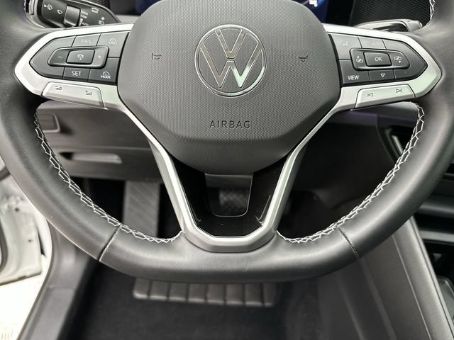 Certified 2025 Volkswagen Tiguan SE AWD/4WD image 15