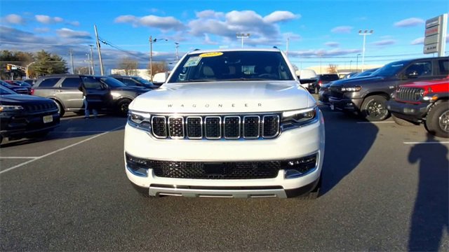 Used 2022 Jeep Wagoneer Series II image 3