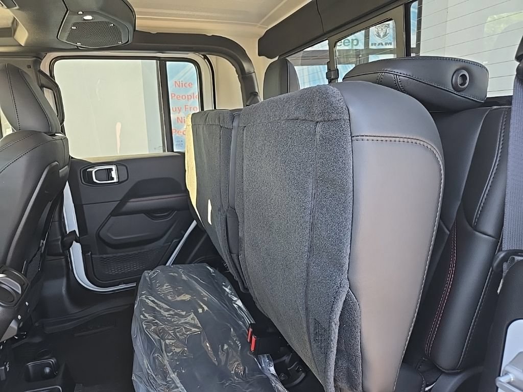 New 2026 Jeep Gladiator Mojave AWD/4WD image 94