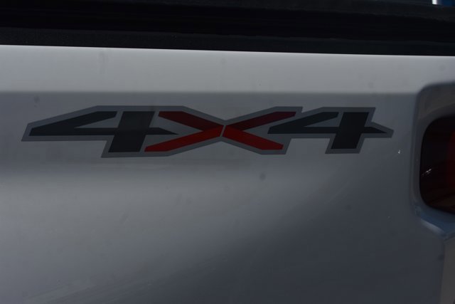 Used 2021 Chevrolet Silverado 2500 Custom w/ Custom Value Package image 12