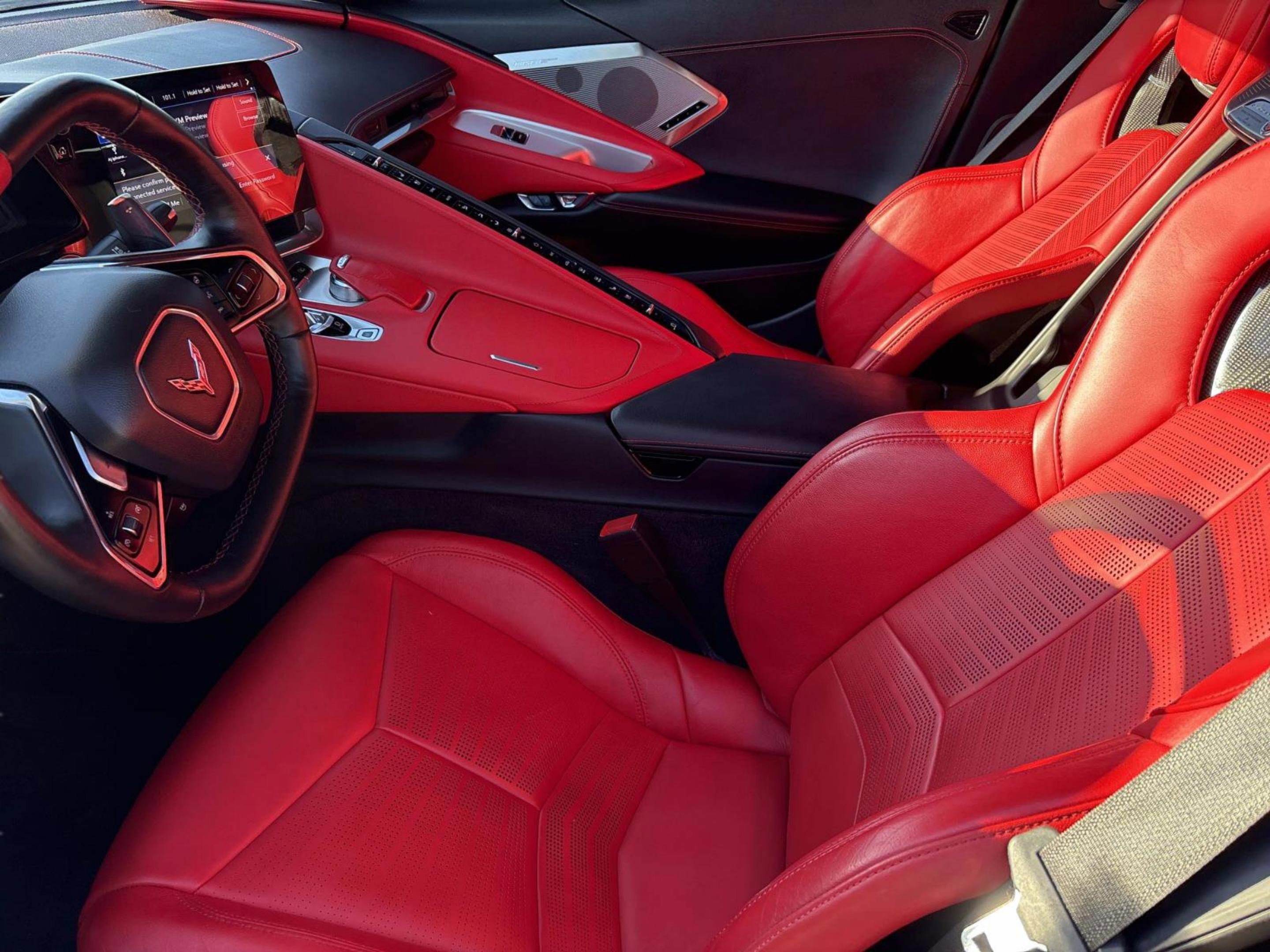 Used 2020 Chevrolet Corvette Stingray Preferred Conv w/ 2LT Preferred Equipment Group image 16