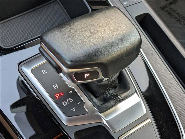 Used 2023 Audi Q5 2.0T Premium w/ Convenience Package image 12