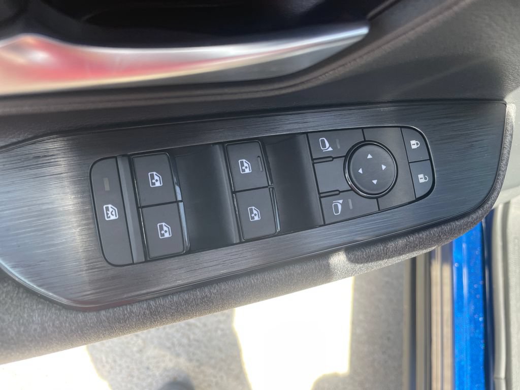 Used 2026 Nissan Kicks SV w/ Cold Weather Package AWD/4WD image 22