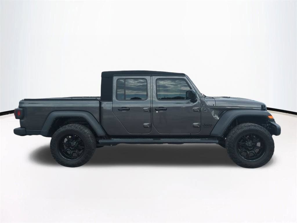 Used 2024 Jeep Gladiator Sport AWD/4WD image 4
