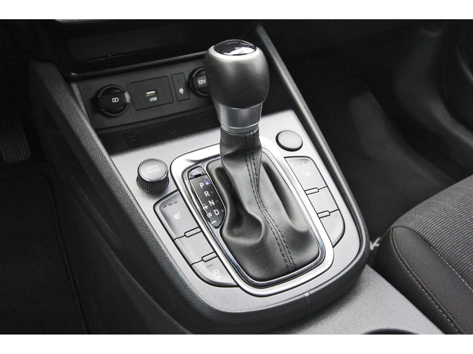 Certified 2022 Hyundai Kona SEL w/ Convenience Package FWD image 31