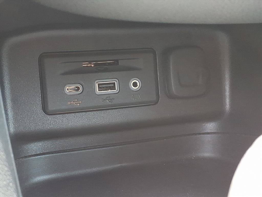 Used 2023 Chevrolet Equinox LT AWD/4WD image 32