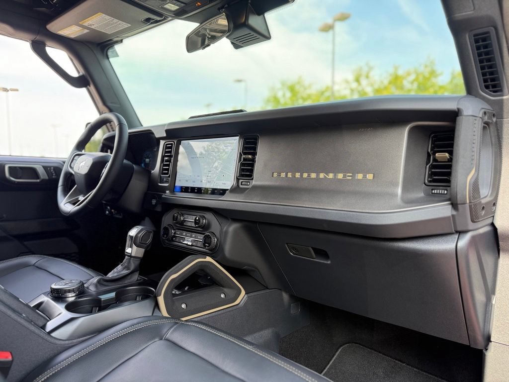 New 2026 Ford Bronco Badlands AWD/4WD image 16