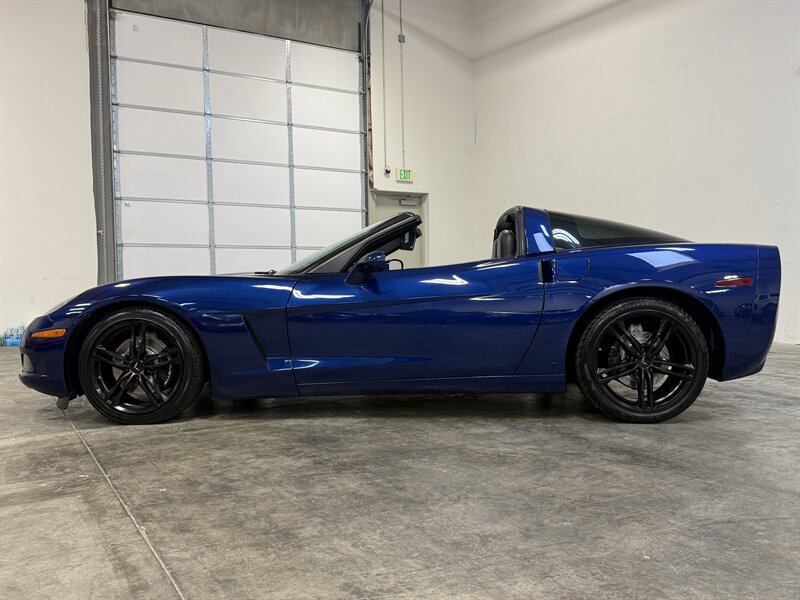 Used 2006 Chevrolet Corvette Coupe w/ Preferred Equipment Group RWD image 37