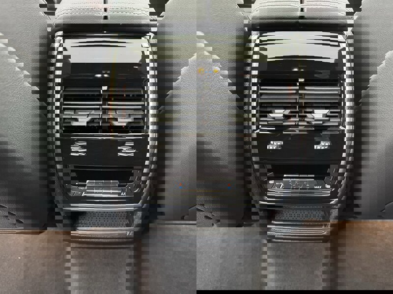 Used 2026 BMW X6 M60i image 24