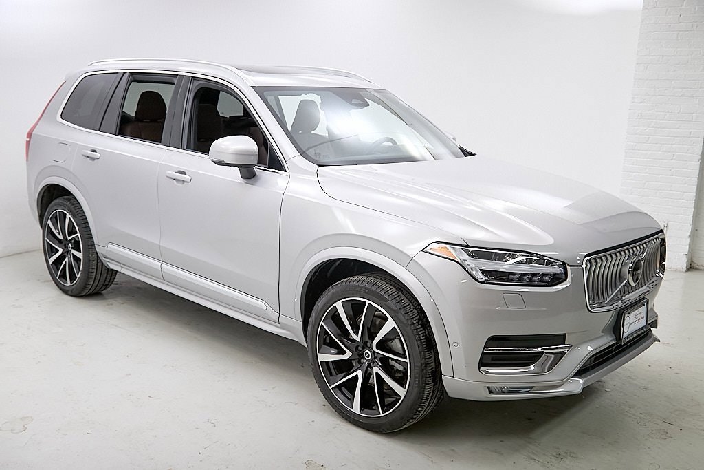 Certified 2023 Volvo XC90 B6 Plus w/ Protection Package Premier image 4