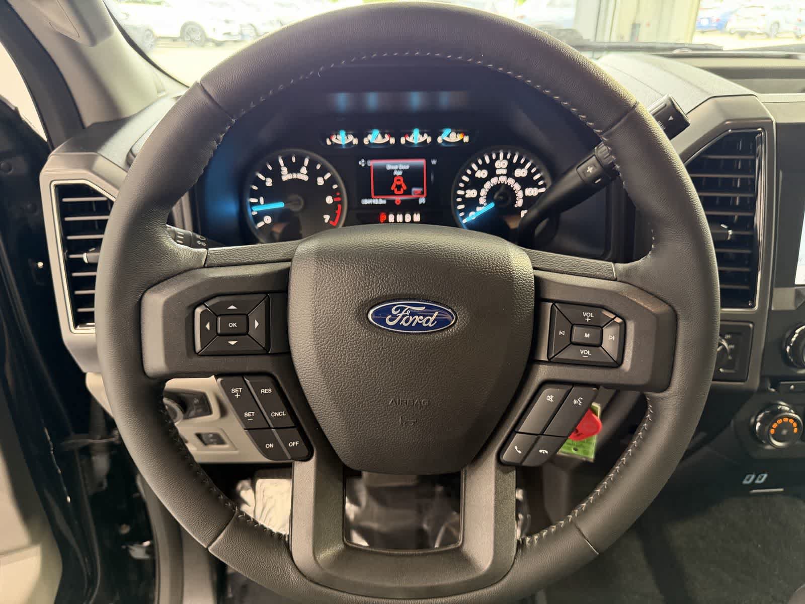 Used 2018 Ford F150 XLT w/ Equipment Group 302A Luxury AWD/4WD image 15