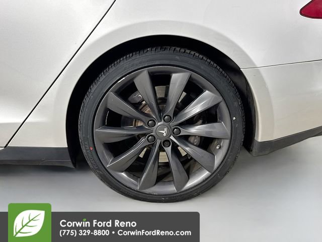 Used 2014 Tesla Model S Base image 31