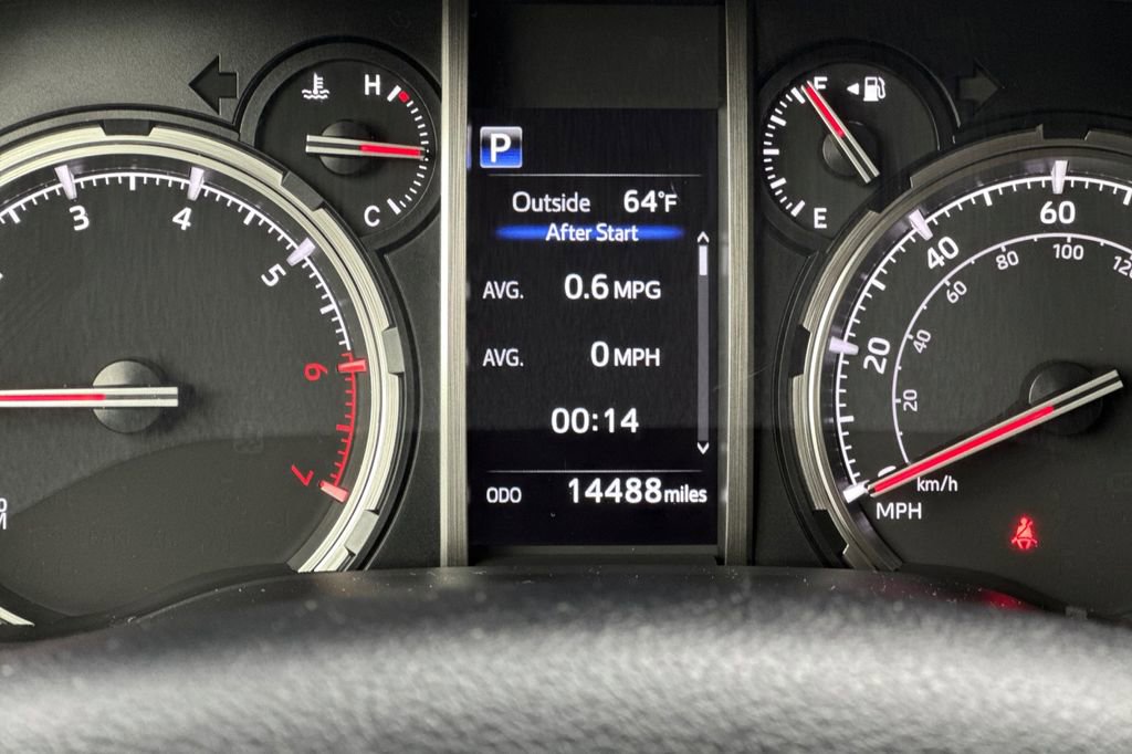 Certified 2024 Toyota 4Runner TRD Off-Road Premium w/ Moonroof Package AWD/4WD image 25