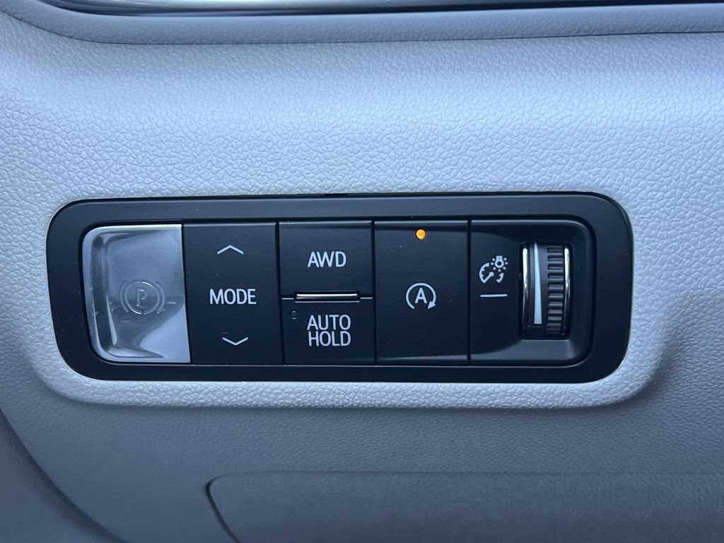 New 2026 GMC Terrain Denali w/ LPO, Floor Liner Package image 11