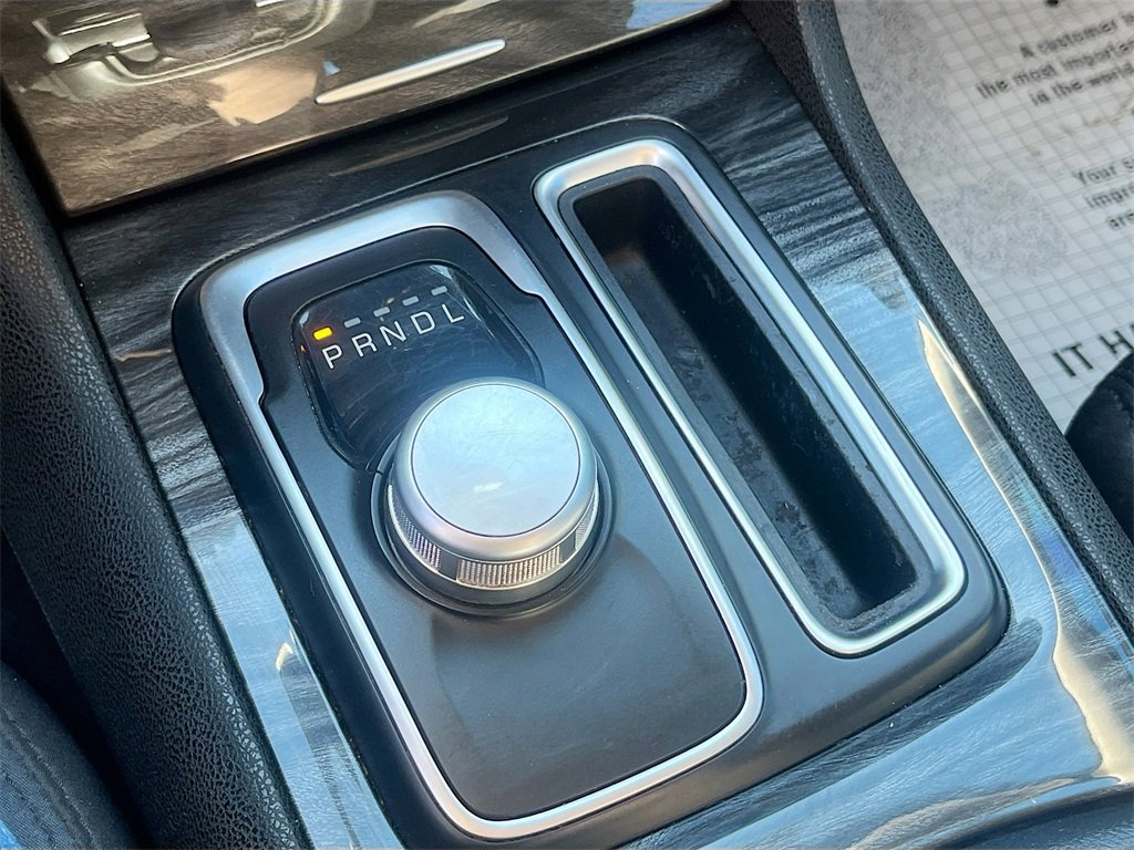 Used 2021 Chrysler 300 Touring w/ Sport Appearance Package image 16