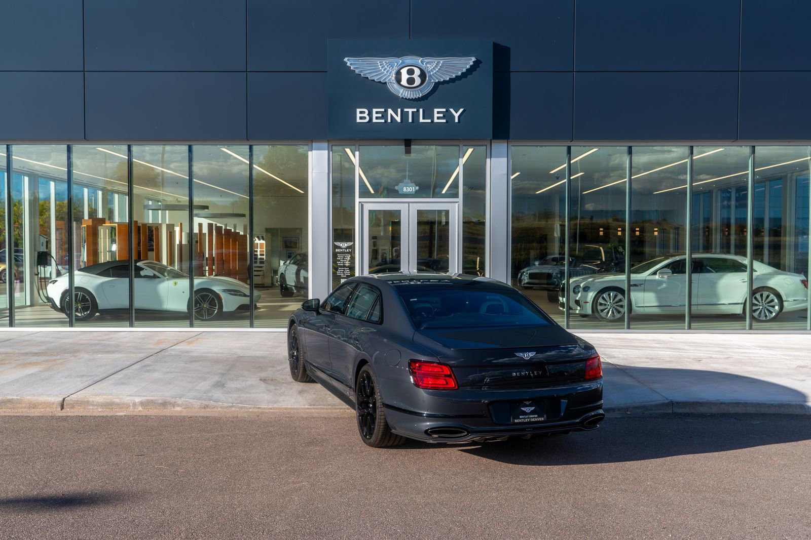 New 2025 Bentley Flying Spur Plug-In Hybrid image 10