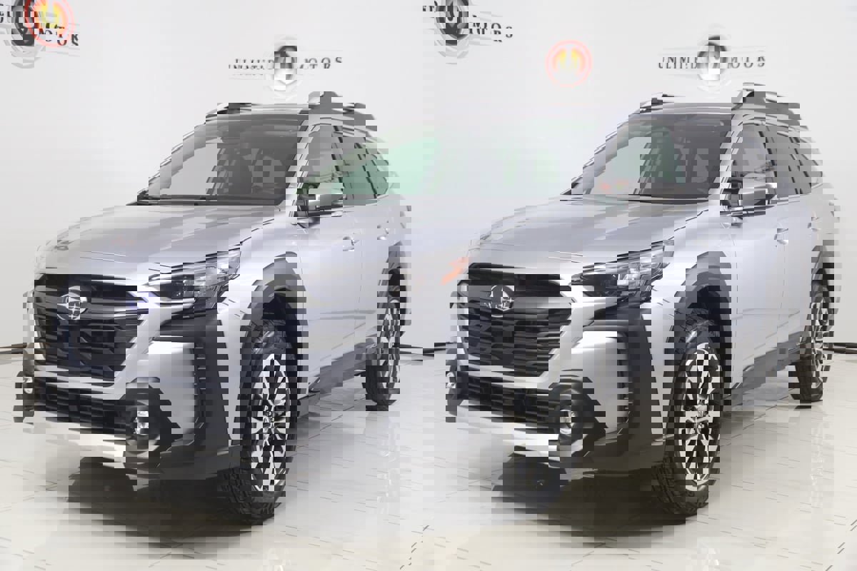 Used 2025 Subaru Outback Touring XT image 5
