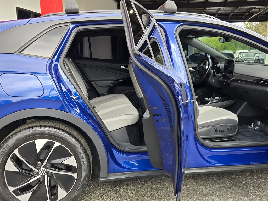 Used 2021 Volkswagen ID.4 Pro S image 17