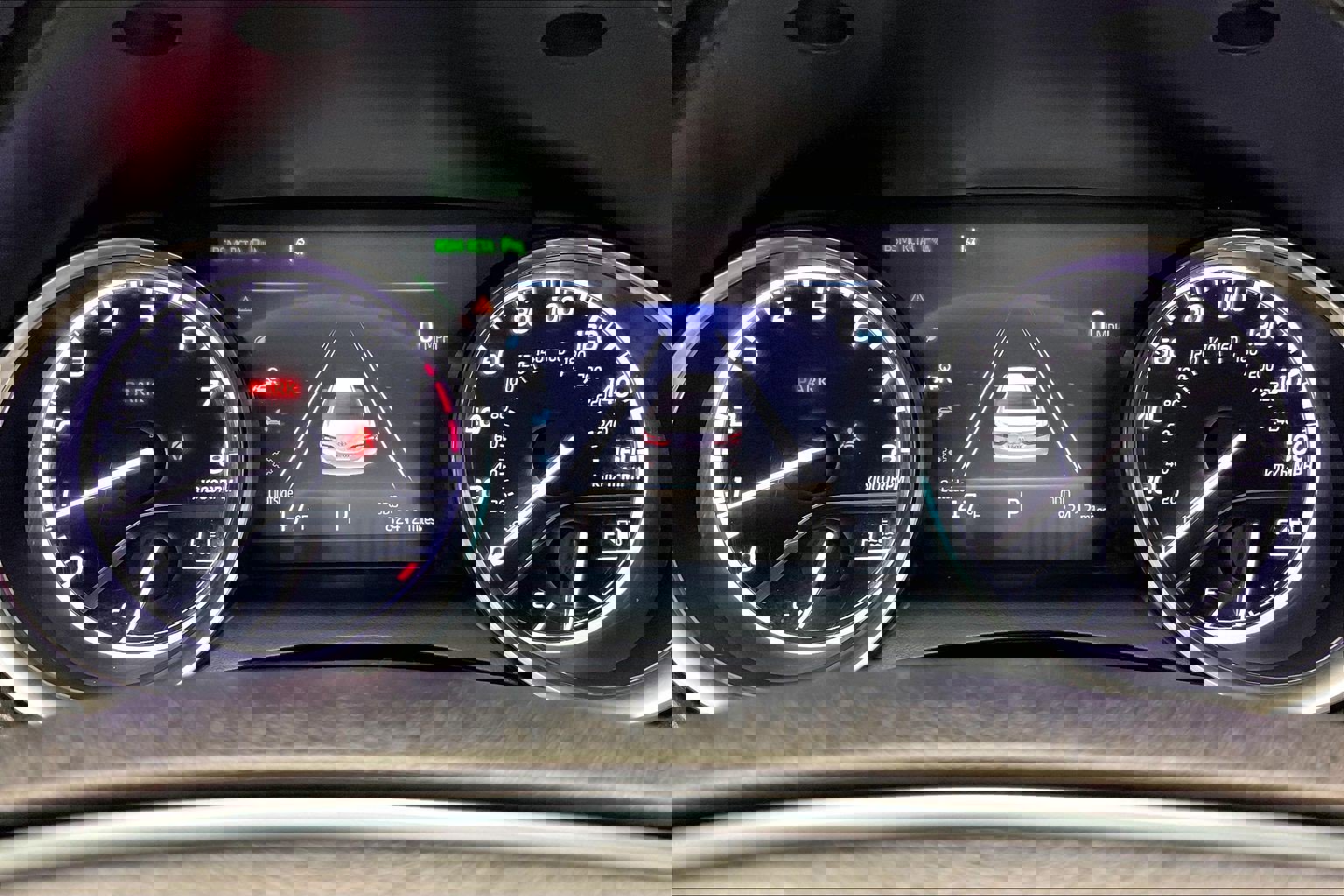 Used 2018 Toyota Camry XLE image 22