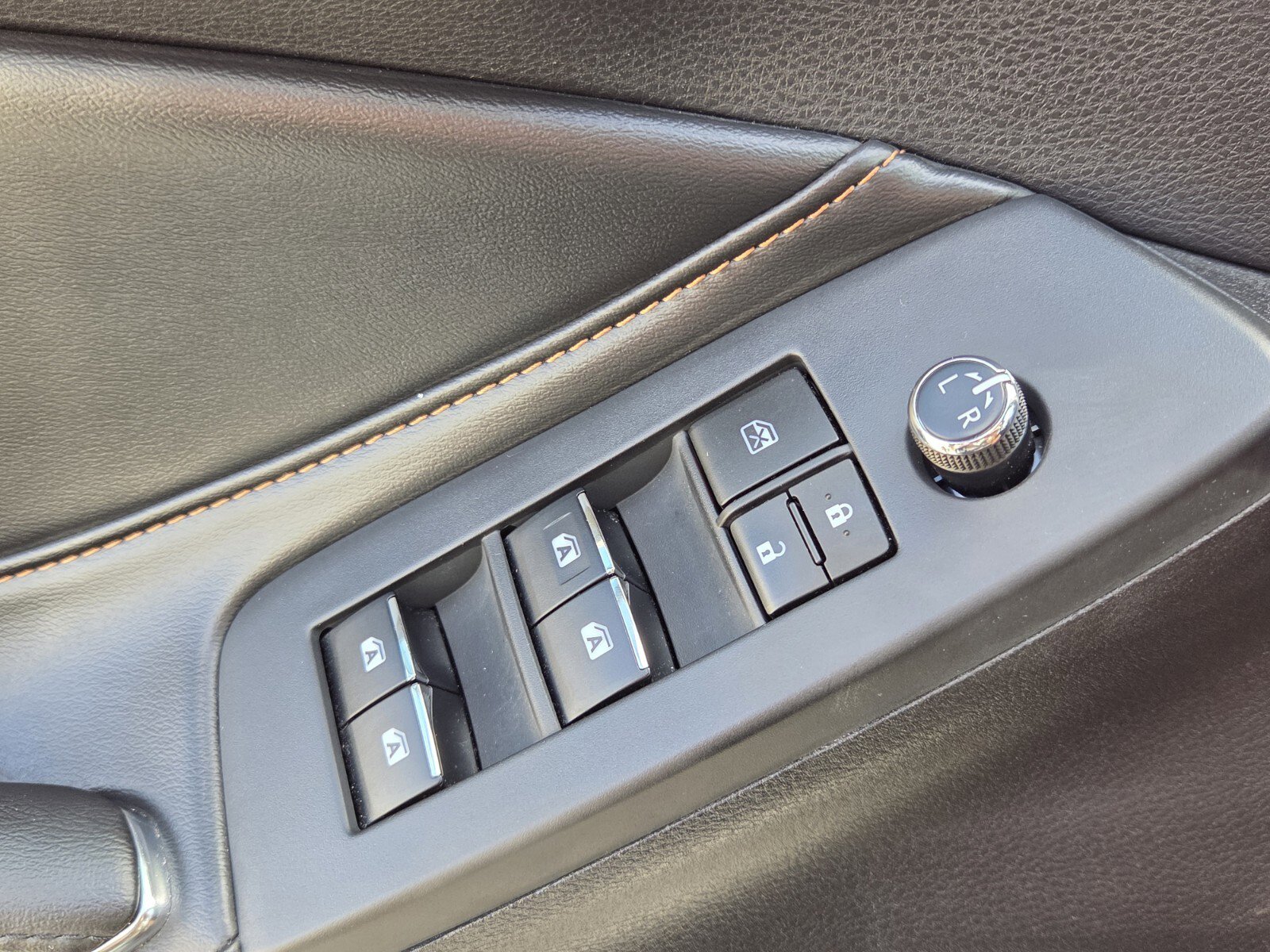 Certified 2022 Toyota Avalon XSE image 14