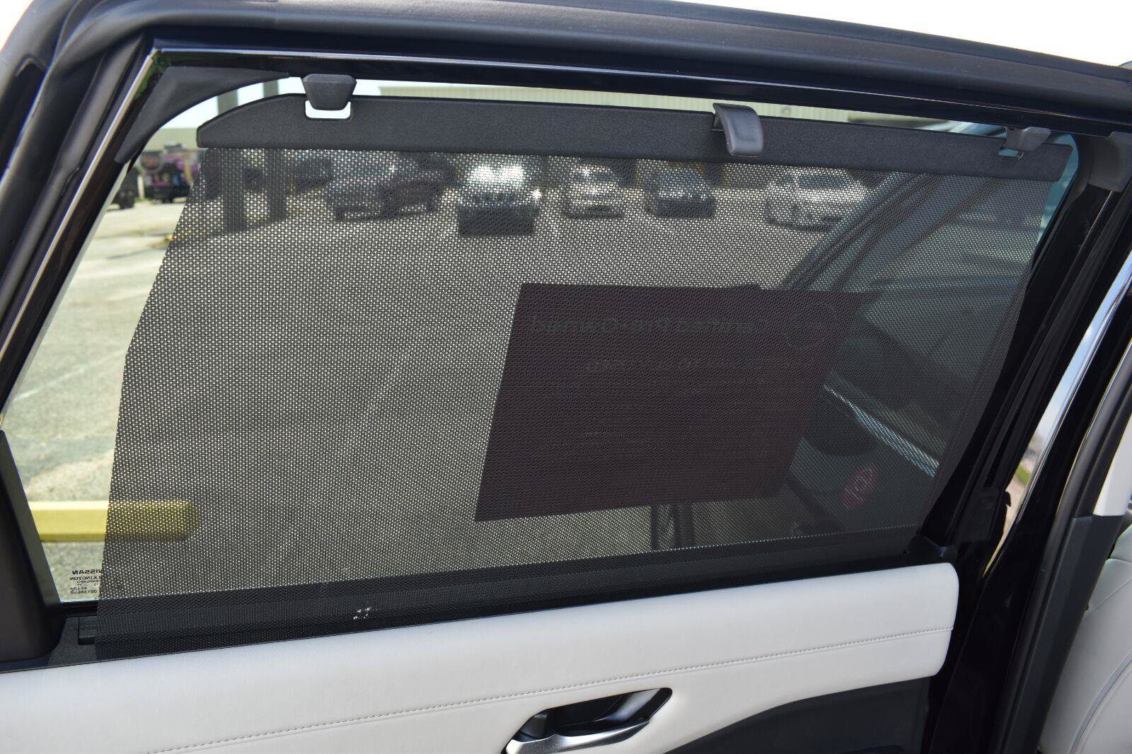 Used 2025 Nissan Pathfinder SL FWD image 46