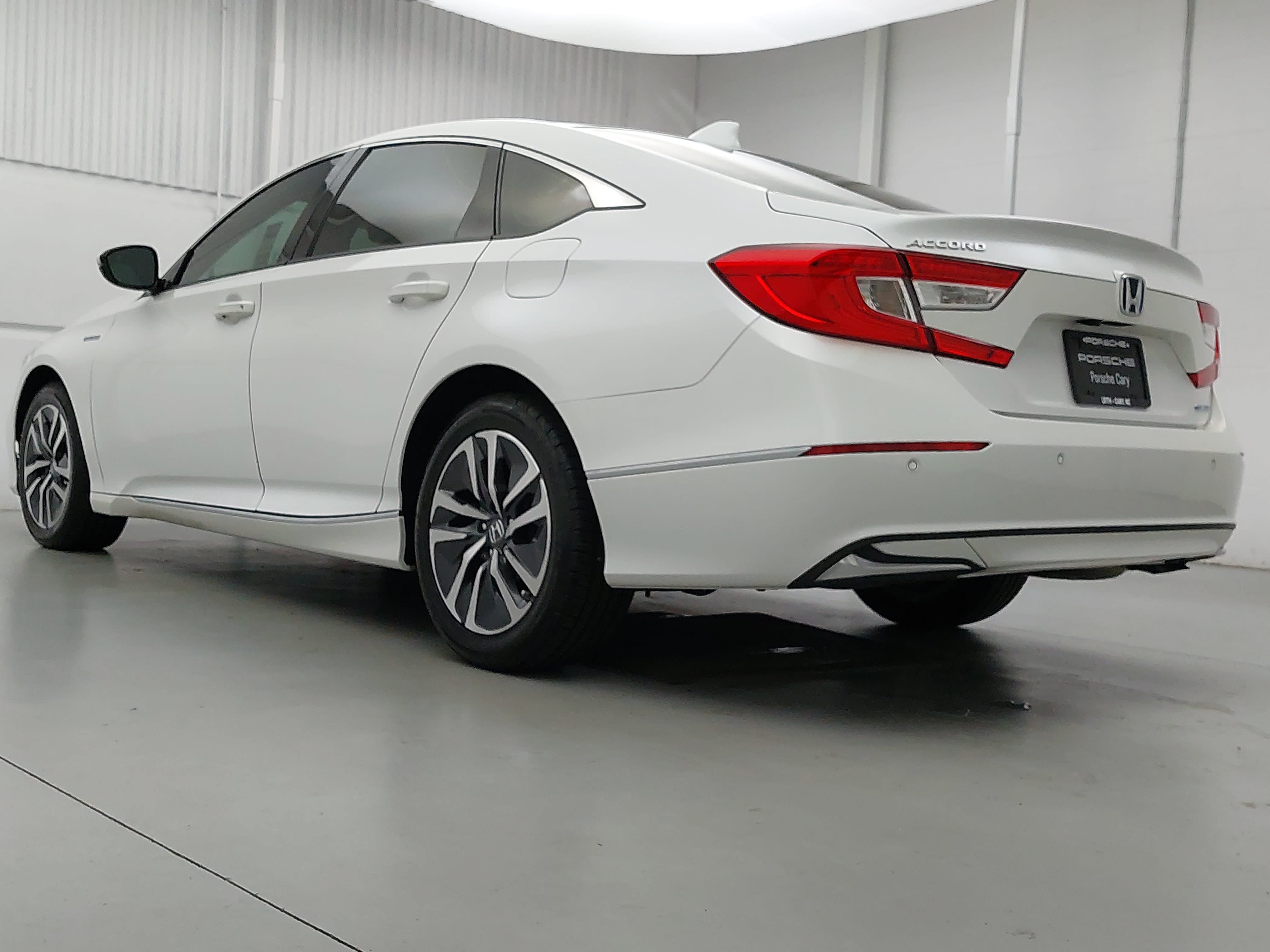 Used 2022 Honda Accord EX-L image 3