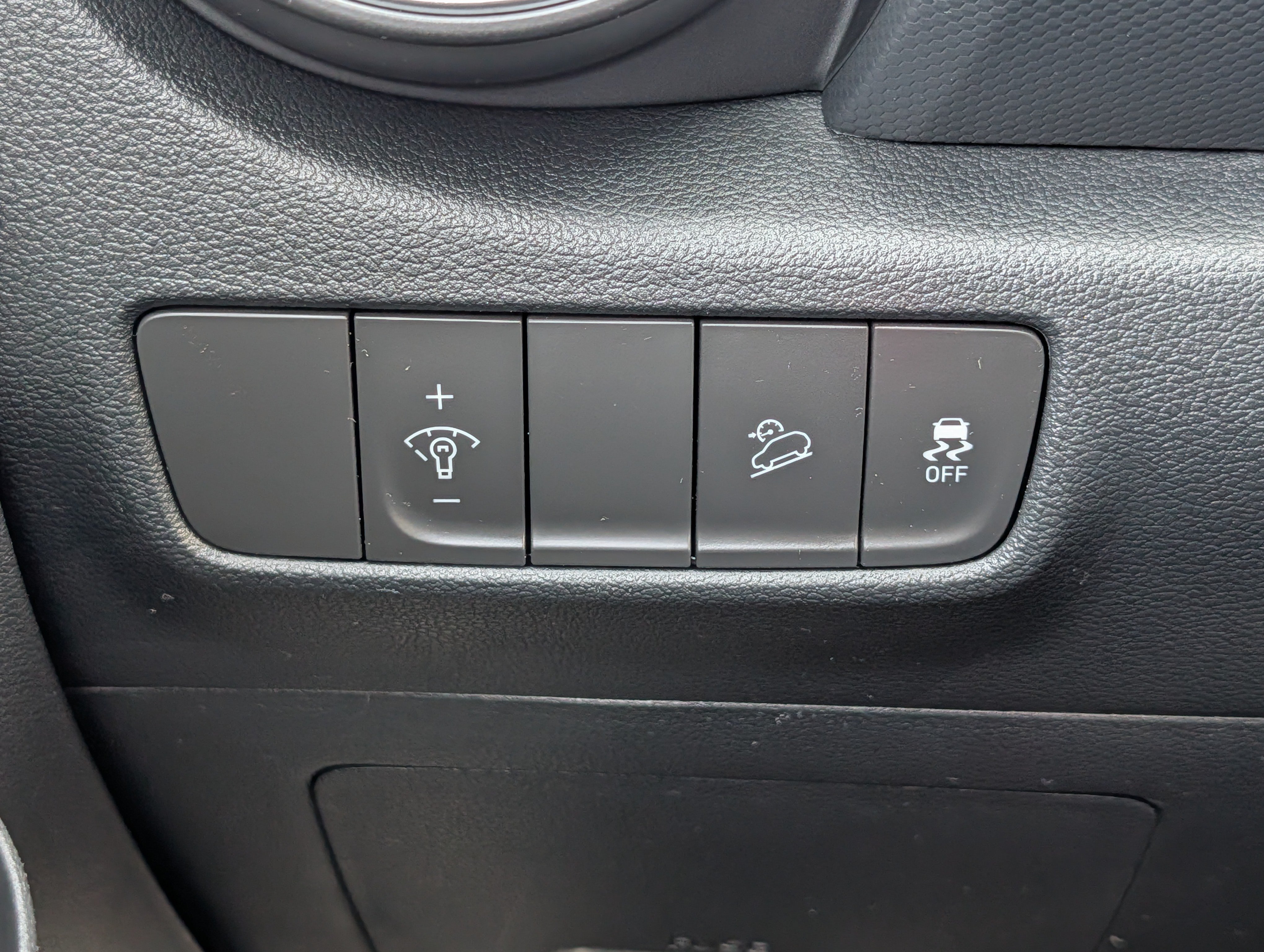 Certified 2023 Hyundai Kona SE AWD/4WD image 26