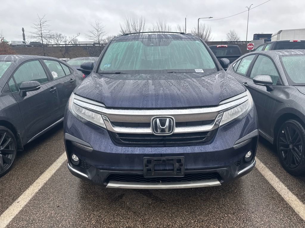 Used 2019 Honda Pilot Touring image 2