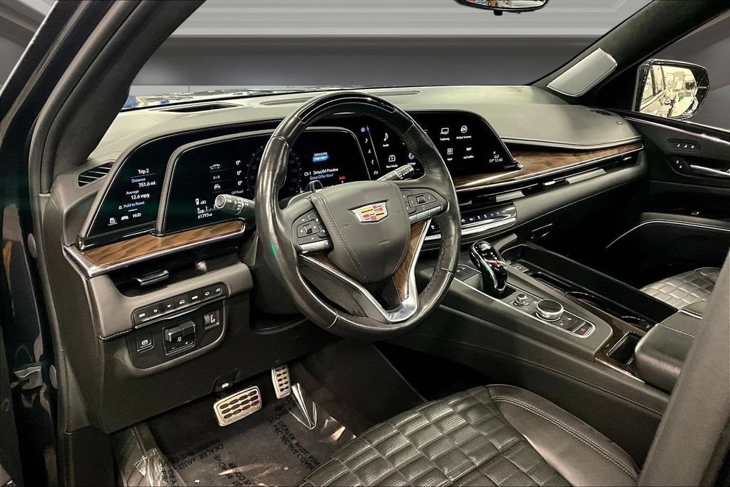 Used 2023 Cadillac Escalade ESV Premium Luxury Platinum w/ LPO, Floor Liner Package AWD/4WD image 17