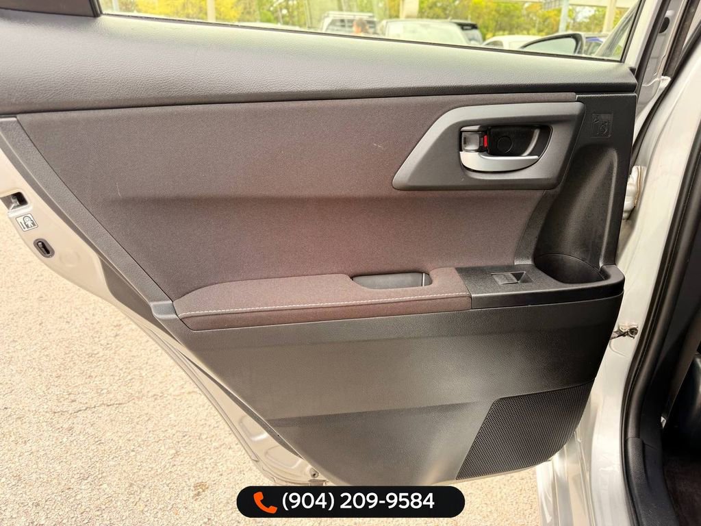 Used 2018 Toyota Corolla iM w/ Carpet Mat Package (TMS) image 24