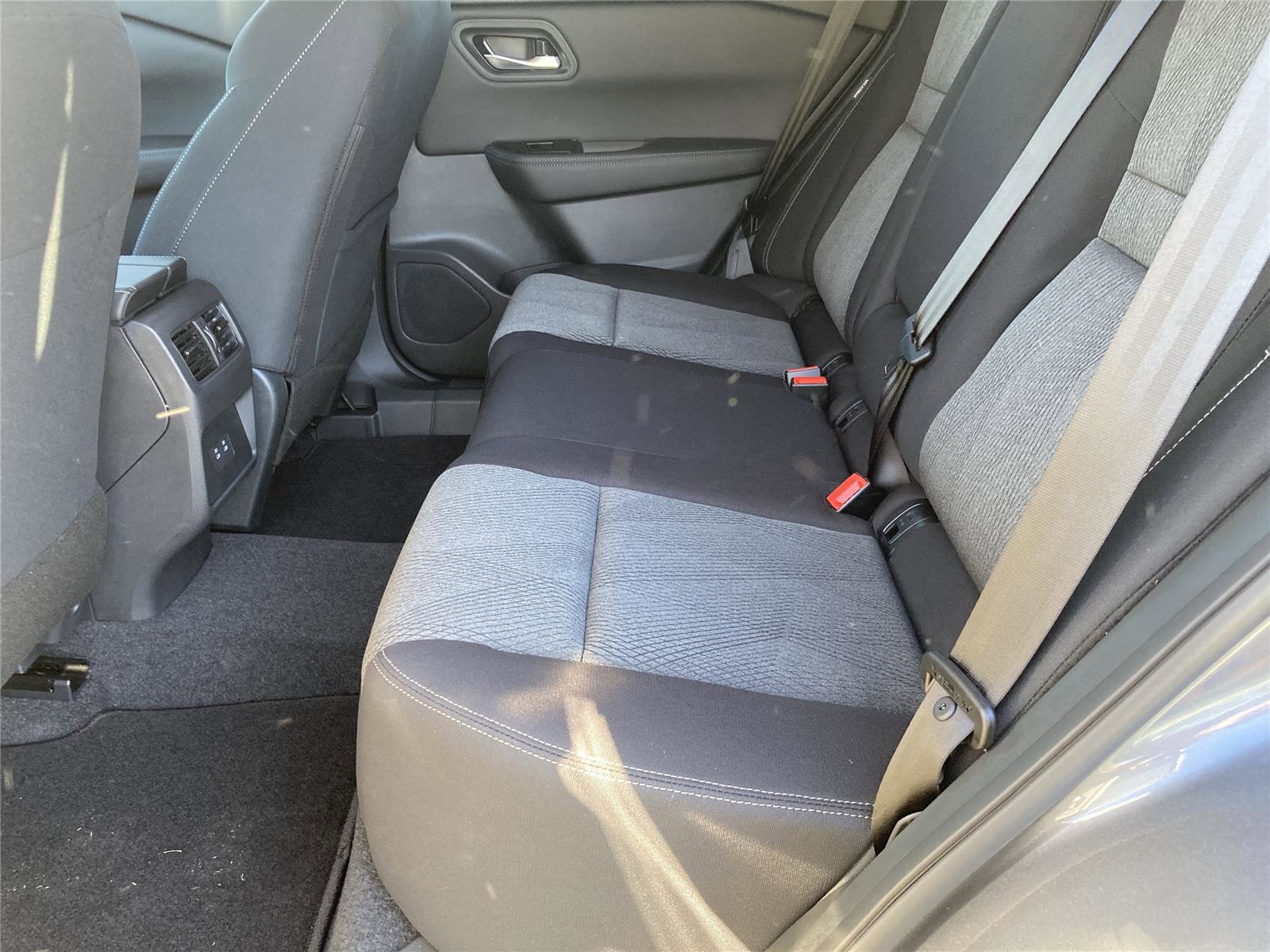 New 2026 Nissan Rogue SV image 29