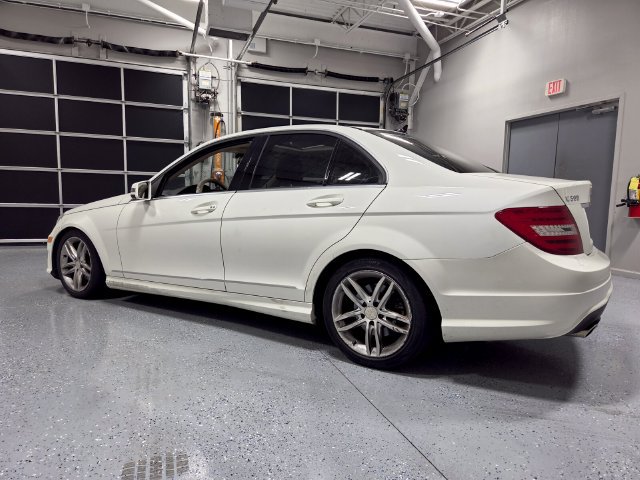 Used 2012 Mercedes-Benz C 300 4MATIC Sedan w/ Multimedia Pkg image 9