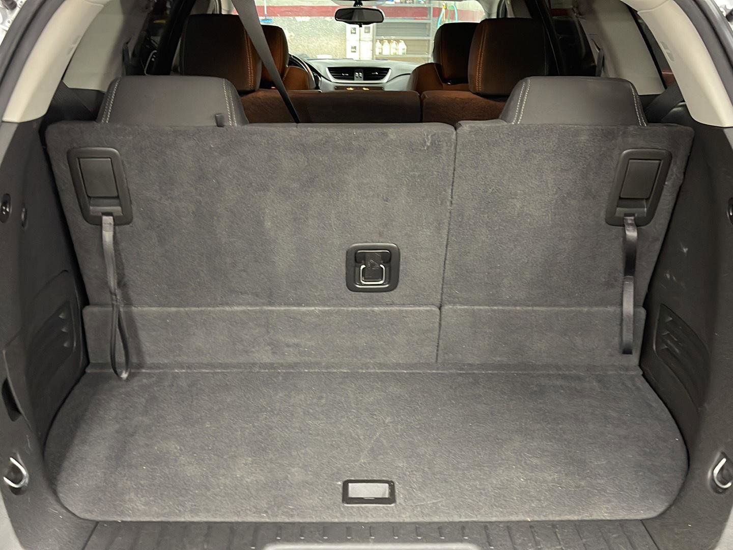 Used 2016 Chevrolet Traverse LT w/ Style and Technology Package image 20